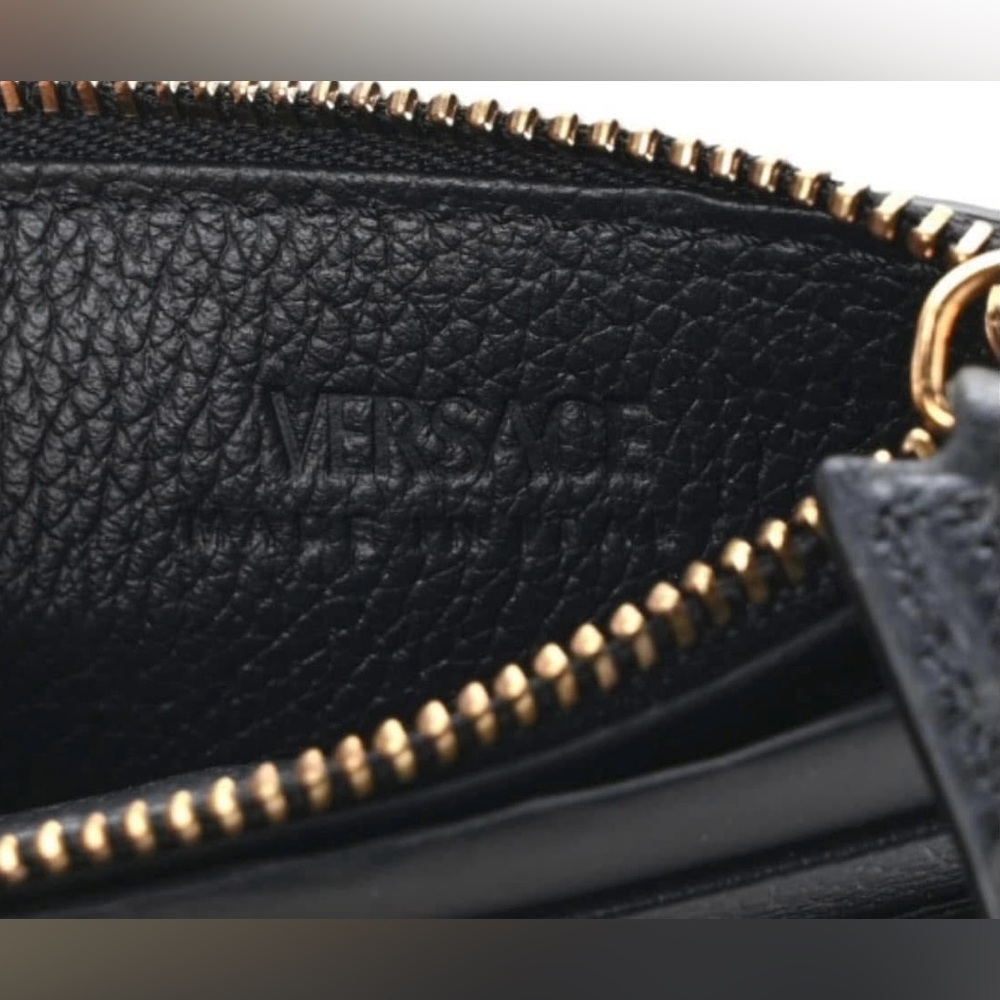 Versace Grained Calfskin Ribbon Greca Zip Card Holder Black Gold - Picture 3 of 8